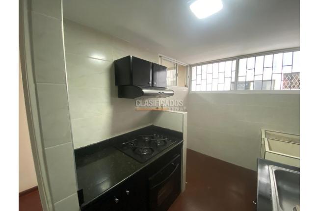 Apartamentos, Alquiler, Colseguros - $1.350.000
