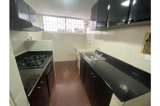 Apartamentos, Alquiler, Colseguros - $1.350.000