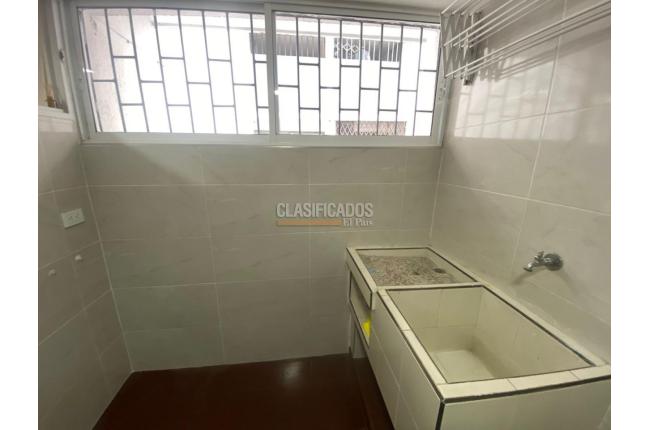 Apartamentos, Alquiler, Colseguros - $1.350.000