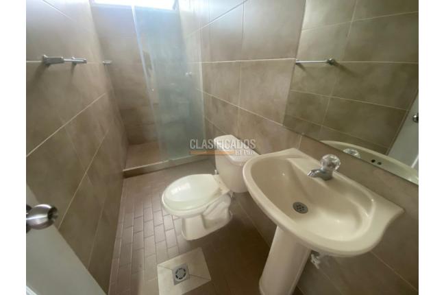 Apartamentos, Alquiler, Colseguros - $1.350.000