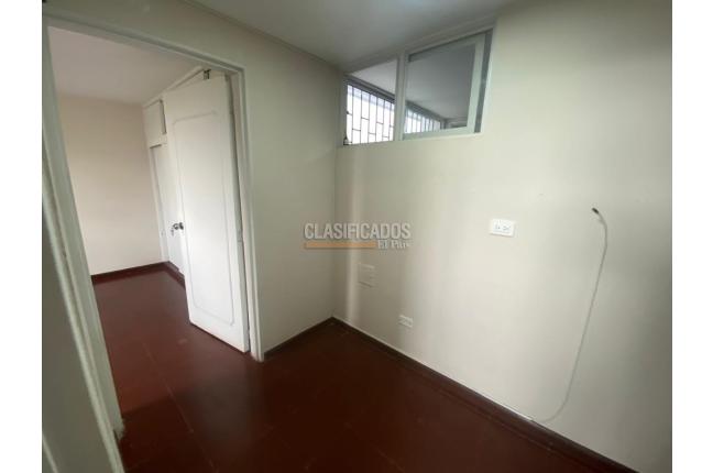 Apartamentos, Alquiler, Colseguros - $1.350.000
