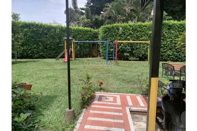 Apartamentos, Venta en Santa Anita