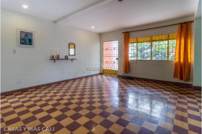Casas, Venta, Miraflores - $880.000.000