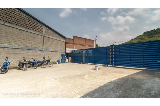 Locales y Bodegas, Venta, Yumbo - $1.850.000.000