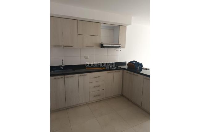 Apartamentos, Venta en Yumbo