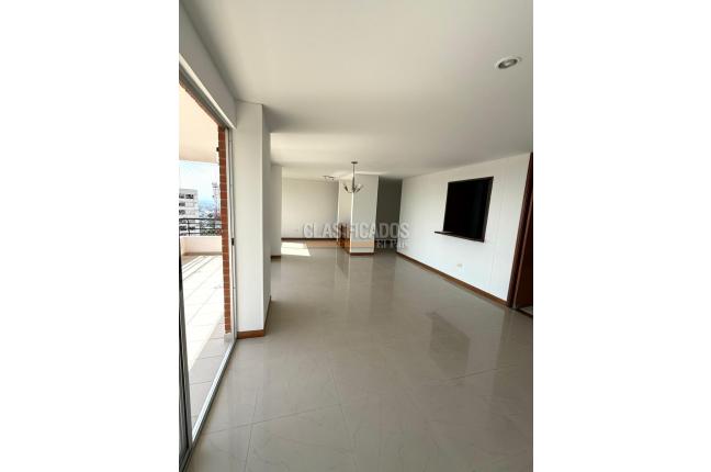 Apartamentos, Alquiler, Cristales - $4.500.000