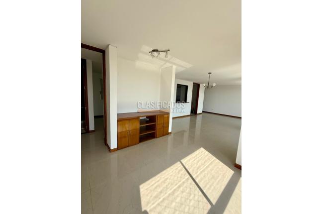 Apartamentos, Alquiler, Cristales - $4.500.000