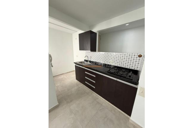 Apartamentos, Alquiler, Ciudad Pacifica - $1.200.000
