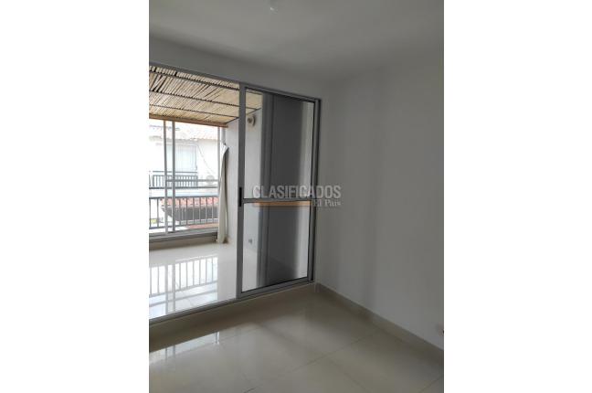 Casas, Alquiler, Ciudad Country - $2.700.000