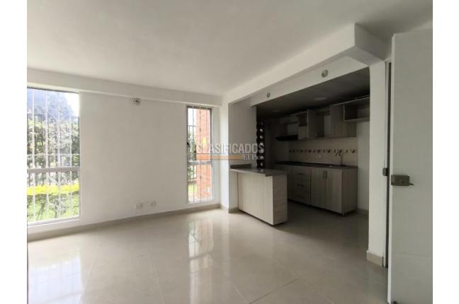 Apartamentos, Alquiler, Ciudad Melendez - $1.350.000