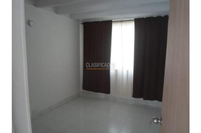 Apartamentos, Alquiler, Colseguros Andes - $938.000
