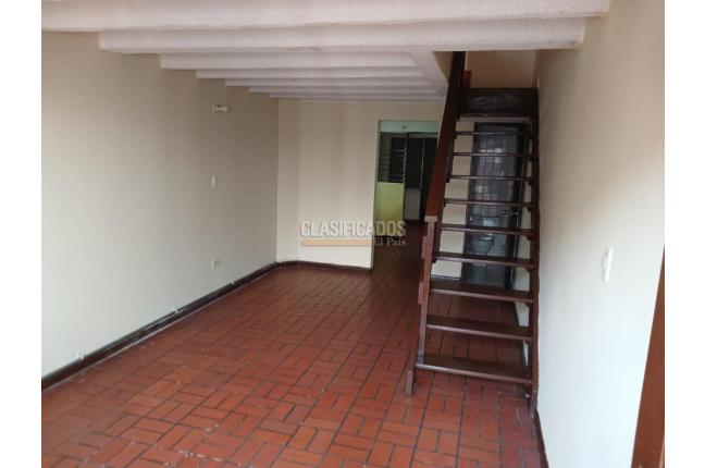Casas, Alquiler, Palmeras del Norte - $1.200.000