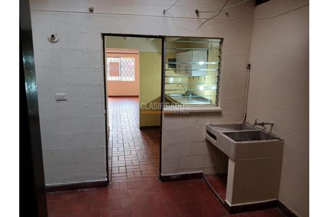 Casas, Alquiler, Palmeras del Norte - $1.200.000