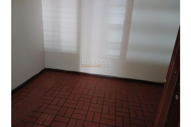 Casas, Alquiler, Palmeras del Norte - $1.200.000