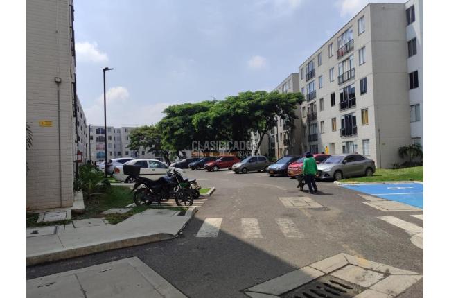 Apartamentos, Alquiler, Yumbo - $950.000