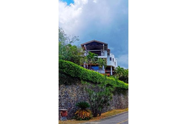 Casas, Venta en Yumbo