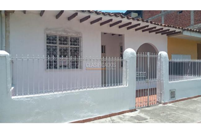 Casas, Alquiler en Las Delicias