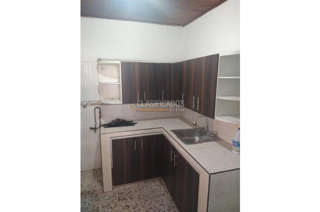 Casas, Alquiler, Las Delicias - $1.300.000