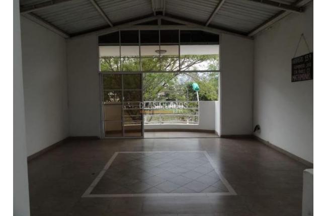 Casas, Venta, Ciudad 2.000 - $650.000.000