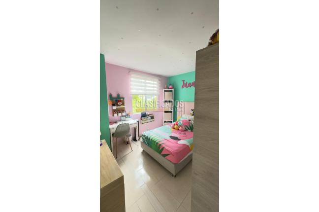 Apartamentos, Venta en Valle del Lili