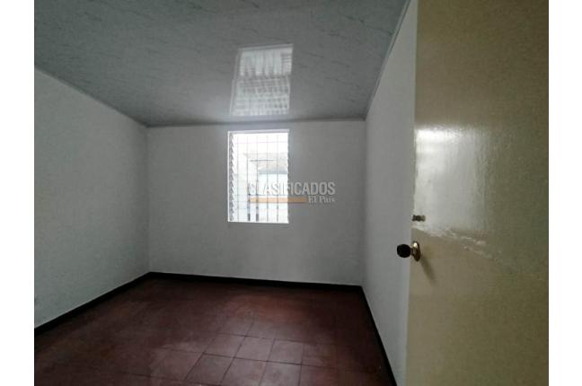Casas, Alquiler, Ciudad Los Álamos - $2.000.000