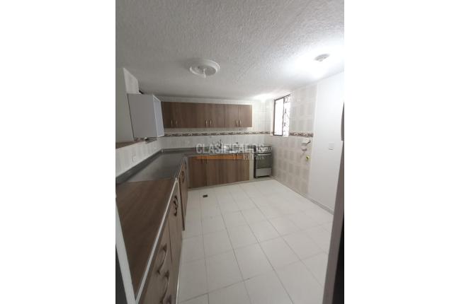 Apartamentos, Venta, Prados del Norte - $360.000.000