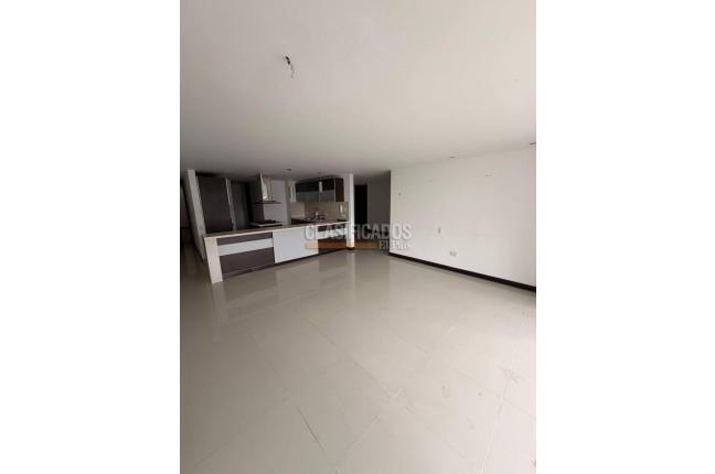 Apartamentos, Venta en Cerro Cristales