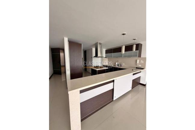 Apartamentos, Venta, Cerro Cristales - $750.000.000