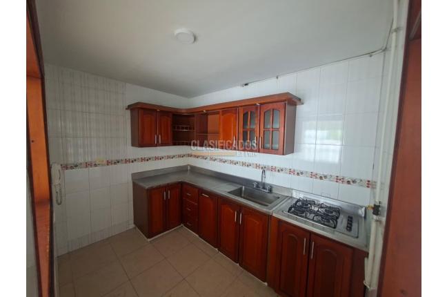 Apartamentos, Alquiler en La Flora