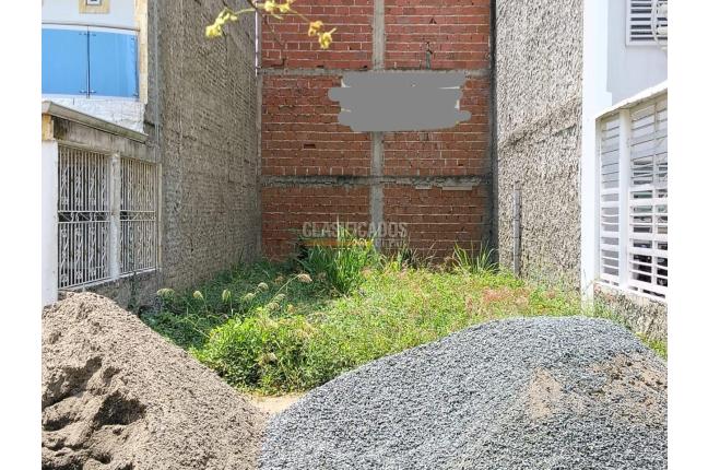 Lotes, Venta en Villa Magna