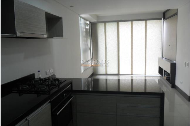 Apartamentos, Alquiler, Cristales - $3.100.000