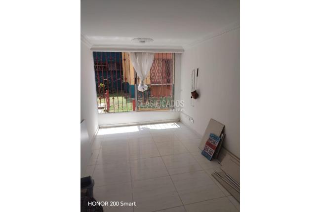 Apartamentos, Alquiler en Calima