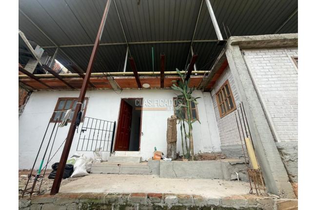 Casas, Alquiler, Giron - $850.000