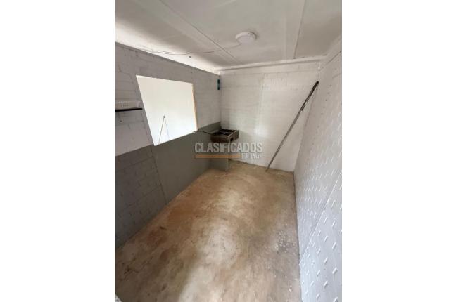 Casas, Alquiler, Giron - $850.000