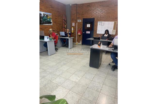 Locales y Bodegas, Alquiler, Municipal - $9.500.000.000