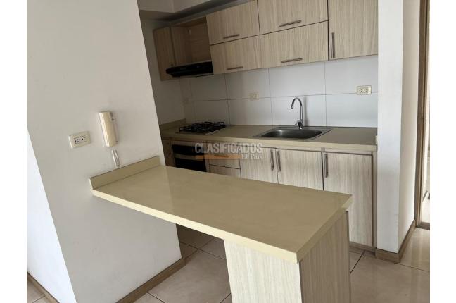Apartamentos, Alquiler, Prados del Norte - $2.000.000