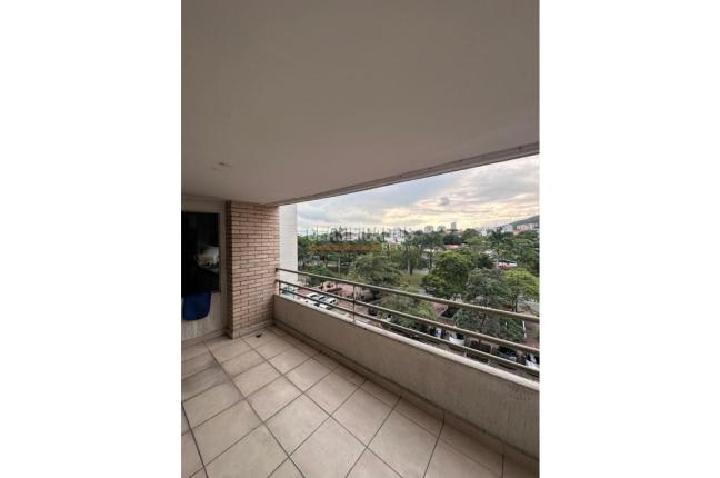 Apartamentos, Venta en La Flora