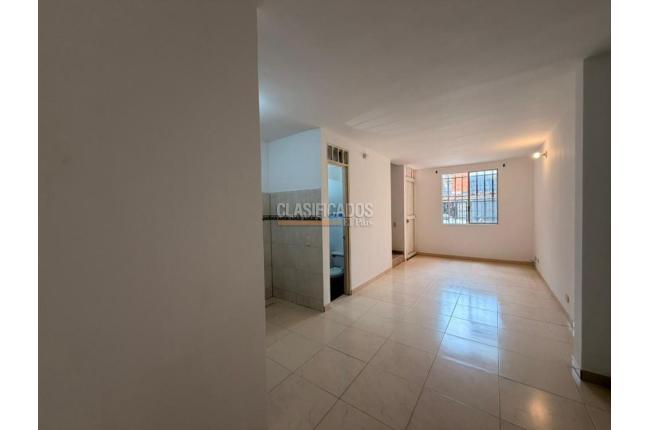 Casas, Alquiler, Calicanto - $1.700.000