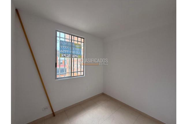 Casas, Alquiler, Calicanto - $1.700.000