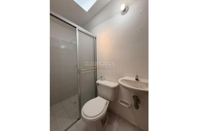Casas, Alquiler, Calicanto - $1.700.000