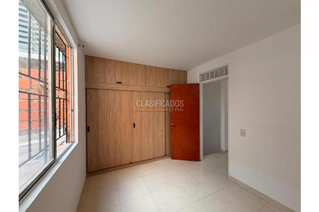 Casas, Alquiler, Calicanto - $1.700.000