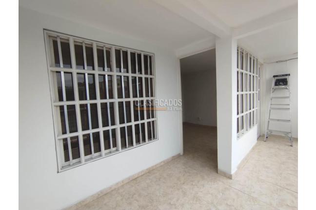 Apartamentos, Alquiler, La Esmeralda - $1.400.000