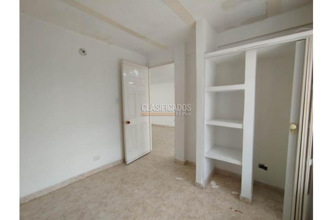 Apartamentos, Alquiler, La Esmeralda - $1.400.000