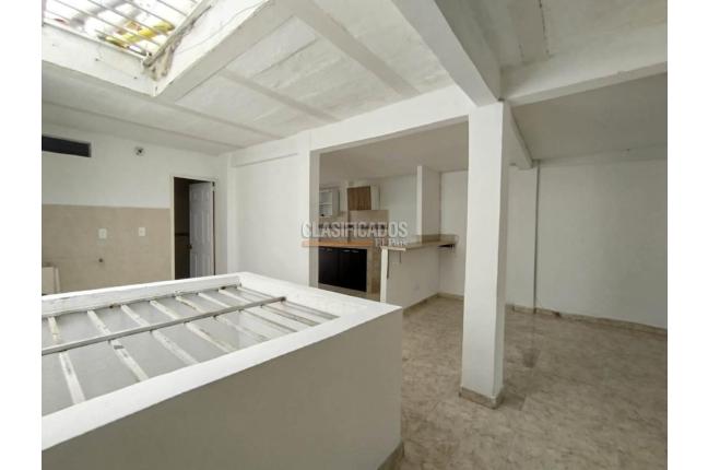 Apartamentos, Alquiler, La Esmeralda - $1.400.000