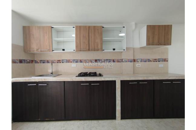 Apartamentos, Alquiler, La Esmeralda - $1.400.000