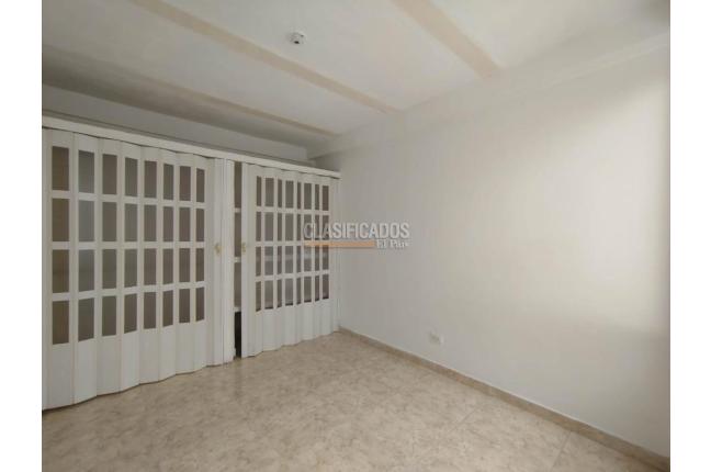 Apartamentos, Alquiler, La Esmeralda - $1.400.000