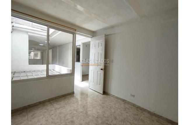 Apartamentos, Alquiler, La Esmeralda - $1.400.000