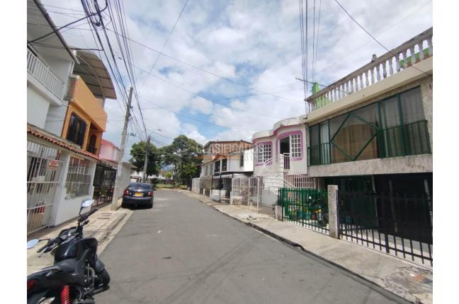 Apartamentos, Alquiler, La Esmeralda - $1.400.000