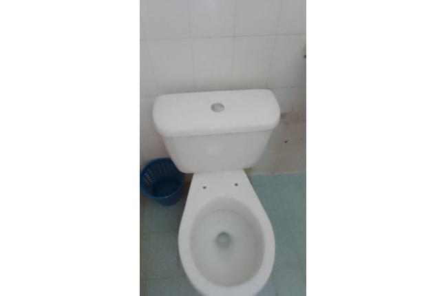 VENDO EDIFICIO TRES PISOS COMPLETO CON NEGOCIO - Negocios Establecidos