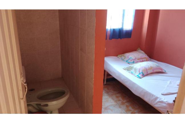 VENDO EDIFICIO TRES PISOS COMPLETO CON NEGOCIO - Negocios Establecidos